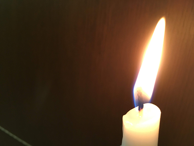 IMG_6810_candle_web IMG_6810_candle_web